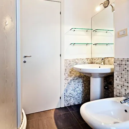 Downtown - The Flat * Milaan